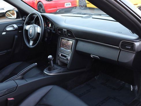 Used 2007 Porsche 911 Carrera RWD image 40