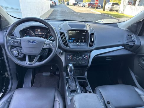 Used 2019 Ford Escape SEL image 19
