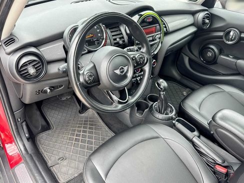 Used 2015 MINI Cooper 4-Door Hardtop FWD image 2
