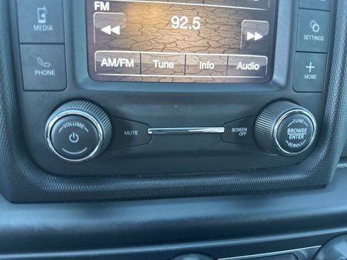 Used 2020 Jeep Wrangler Sport image 16