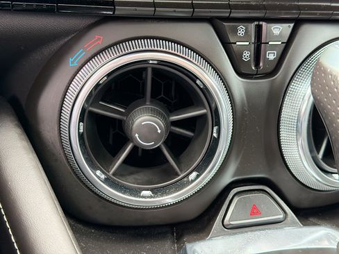 Used 2018 Chevrolet Camaro SS image 31