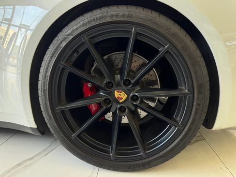 Used 2024 Porsche 911 Carrera S RWD image 9
