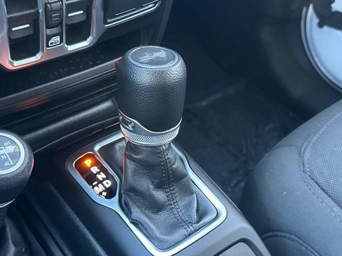 Used 2023 Jeep Wrangler Unlimited w/ Cold Weather Group AWD/4WD image 21
