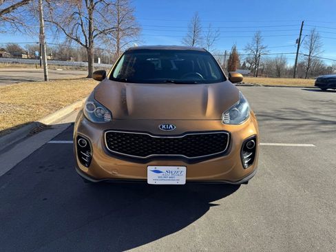 Used 2017 Kia Sportage LX image 5