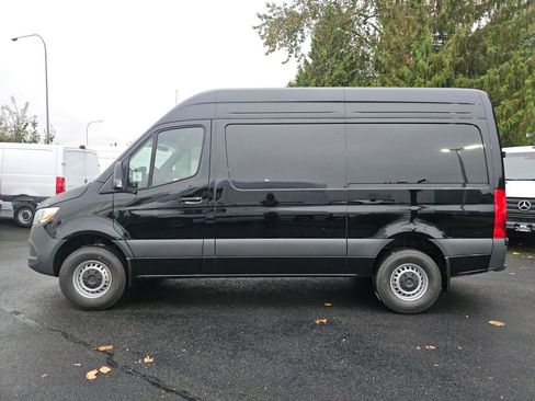New 2025 Mercedes-Benz Sprinter 2500 image 3