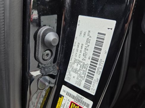 Used 2024 Toyota Sequoia SR5 w/ SR5 Premium Package AWD/4WD image 20