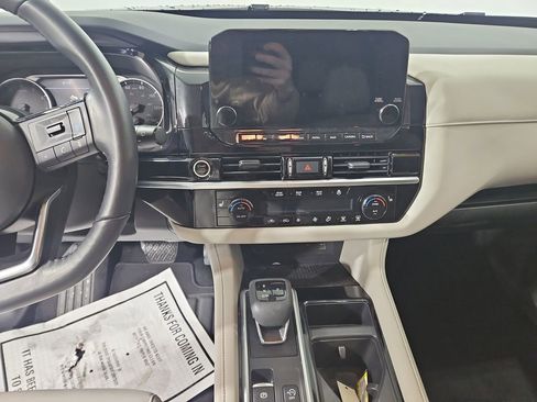 Certified 2022 Nissan Pathfinder SL image 19