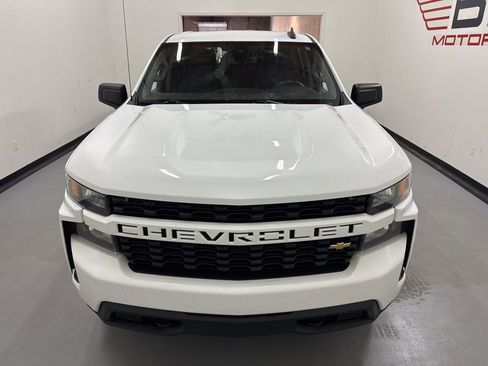 Used 2021 Chevrolet Silverado 1500 Custom w/ Safety Confidence Package image 3