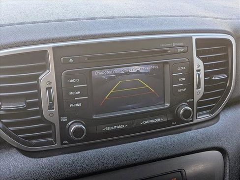 Used 2018 Kia Sportage LX image 13