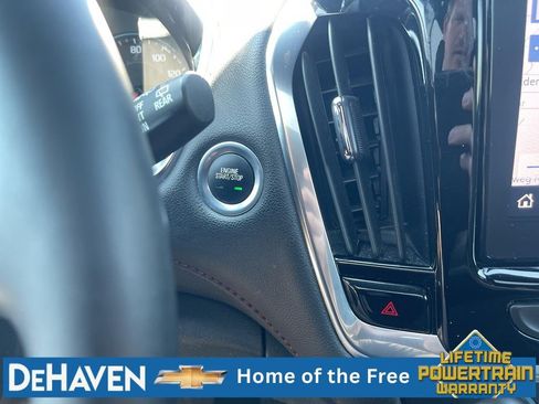 Used 2023 Chevrolet Traverse RS w/ LPO, Floor Liner Package AWD/4WD image 18