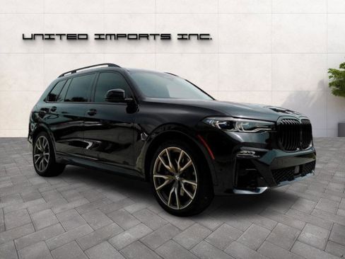 Used 2020 BMW X7 M50i image 7
