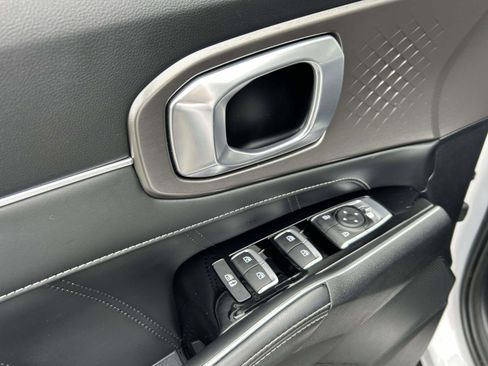 Used 2021 Kia Sorento SX image 21