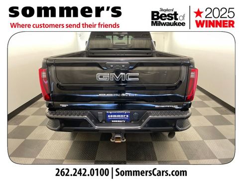 Used 2024 GMC Sierra 2500 Denali Ultimate AWD/4WD image 4