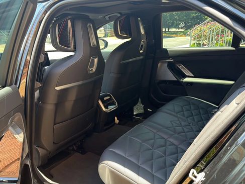 Used 2023 BMW 740i RWD image 7