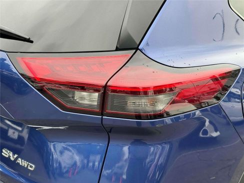 Certified 2022 Nissan Rogue SV image 11