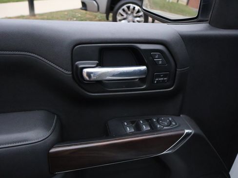 Used 2021 GMC Sierra 1500 SLT w/ SLT Premium Package image 32