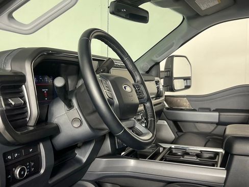 Used 2024 Ford F250 Lariat image 24