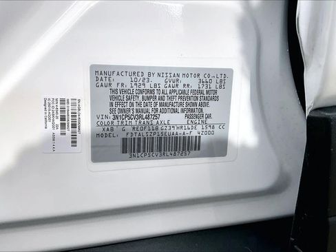 Certified 2024 Nissan Kicks SV w/ Interior Electronics Package FWD image 33