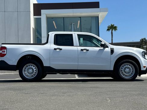 New 2026 Ford Maverick XL w/ Equipment Group 101A AWD/4WD image 2
