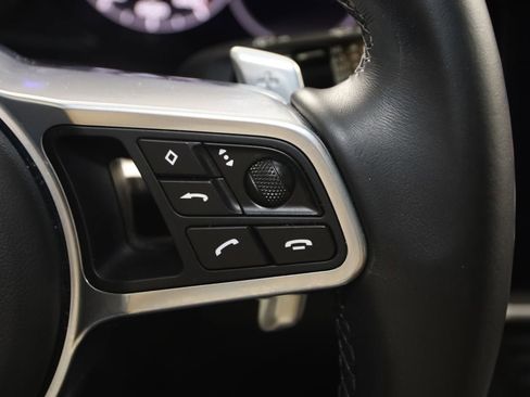Used 2022 Porsche Cayenne AWD/4WD image 43