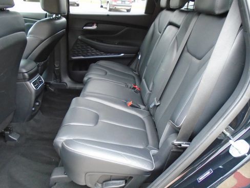 Used 2022 Hyundai Santa Fe SEL w/ Convenience + Premium Package FWD image 10
