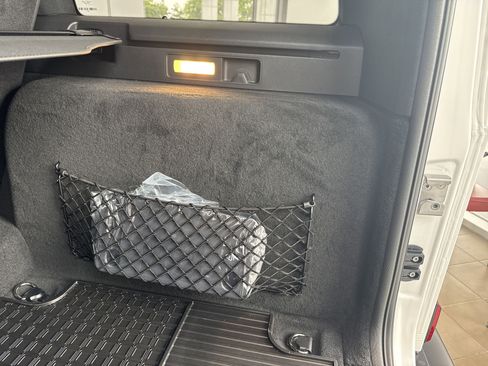 Used 2025 Mercedes-Benz G 63 AMG 4MATIC image 33