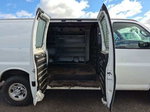 Used 2019 Chevrolet Express 2500 Work Van 3D Cargo Van w/ Driver Convenience Package image 12