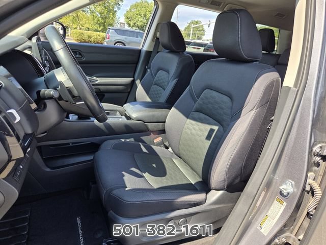 Used 2024 Nissan Pathfinder SV FWD image 7