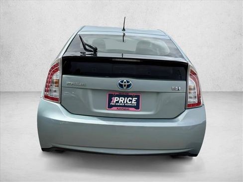 Used 2013 Toyota Prius Two FWD image 6