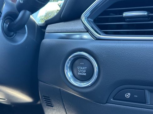 New 2025 MAZDA CX-5 Signature image 31