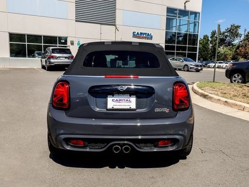 Used 2019 MINI Cooper S image 16