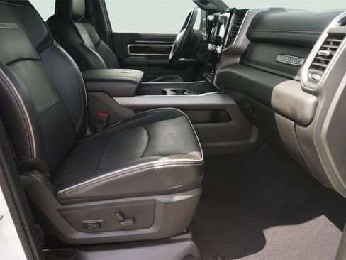 Used 2022 RAM 2500 Laramie AWD/4WD image 18