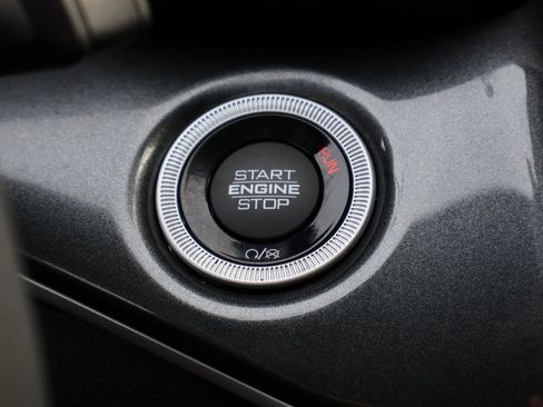 Used 2023 Jeep Grand Cherokee Altitude image 28