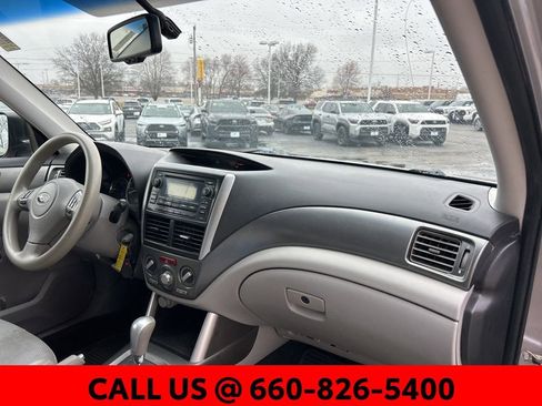 Used 2011 Subaru Forester 2.5X Premium w/ All-Weather Pkg image 7