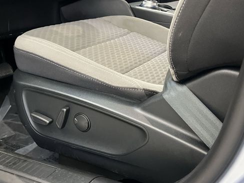 Used 2022 Ford Escape SE w/ Convenience Package image 12