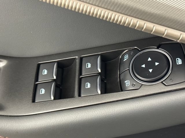 New 2026 Ford Explorer Active AWD/4WD image 21