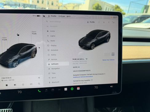 Used 2021 Tesla Model Y Long Range image 20