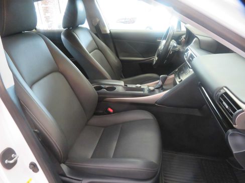 Used 2018 Lexus IS 300 w/ Accessory Package 2 RWD image 25