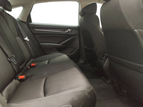 Used 2020 Honda Accord EX image 19