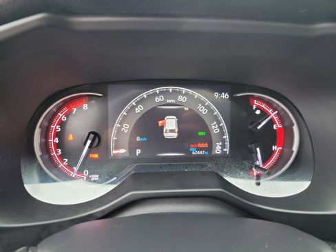 Used 2023 Toyota RAV4 XLE Premium image 38