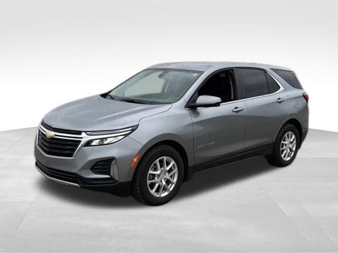 Used 2024 Chevrolet Equinox LT FWD image 4