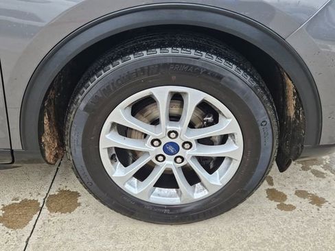 Used 2022 Ford Escape SE w/ Convenience Package image 3