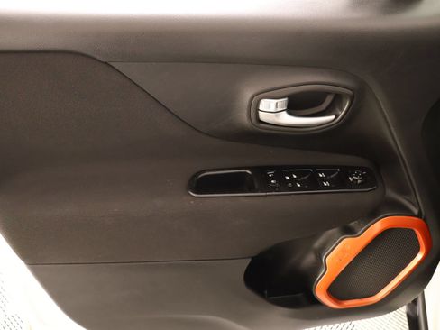 Used 2020 Jeep Renegade Sport AWD/4WD image 15