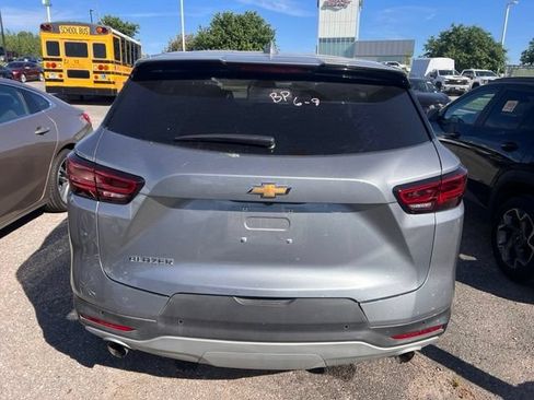 Used 2026 Chevrolet Blazer LT FWD image 4
