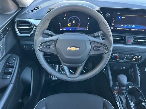 New 2026 Chevrolet TrailBlazer LS FWD image 18