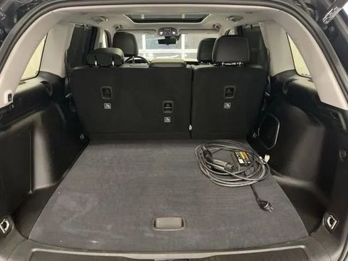 Used 2023 Jeep Grand Cherokee 4WD 4xe w/ Luxury Tech Group II image 12