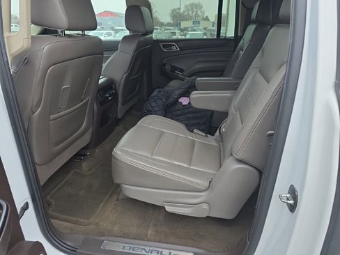 Used 2016 GMC Yukon XL Denali w/ Open Road Package image 13