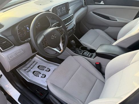 Used 2019 Hyundai Tucson SE image 11