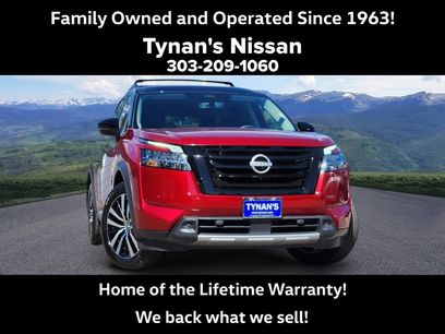 Used 2024 Nissan Pathfinder Platinum w/ Lighting Package (N92)