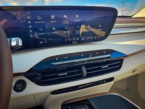 New 2026 Buick Enclave Avenir w/ Super Cruise Package AWD/4WD image 24